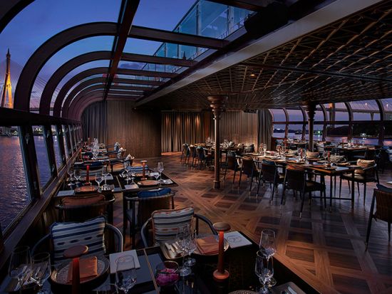 サフロンクルーズ 5つ星ホテル「バンヤンツリー」運行 ワンランク上のディナークルーズ＜タイ料理4コース／送迎付きプランあり＞