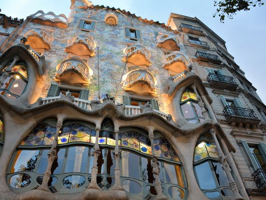 Barcelona Gaudi S Casa Batllo Silver Access Or Skip The Line Gold Access Ticket Tours Activities Fun Things To Do In Barcelona Spain Veltra