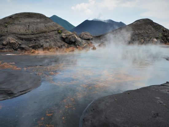 『永遠の0』の舞台へ！ラバウル観光ツアー 半日または1日＜英語ガイド／ココポ発＞