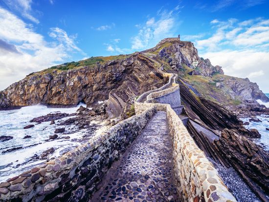 Spain_Northern Spain_San Juan de gaztelugatxe_shutterstock_1375926449