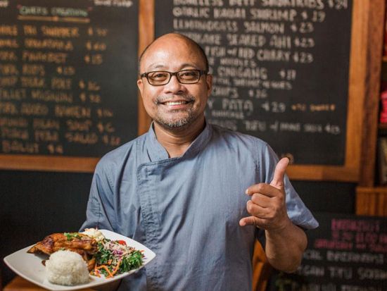 サンセットディナーセーリング 　シーマウイⅢ号　生演奏プランもご用意＜夕食ビュッフェ・飲み放題付き／カアナパリビーチ発＞by シー・マウイ