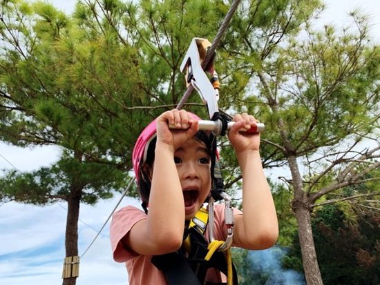 バギーで農園観光ツアー 沖縄でしか体験できない広大な農園を爽快ドライブ　雨の日バキーもオススメ　＜1時間／4歳からOK／免許不要／雨具貸出／やんばる（東村）＞