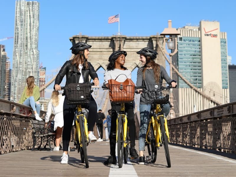 Brooklyn Bridge Bike Rental 1