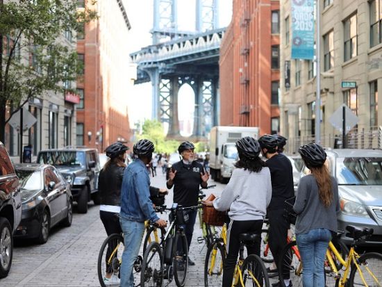 ブルックリン　サイクリングツアー スポットでの撮影タイムあり！＜2時間／英語ガイド＞by Unlimited Biking