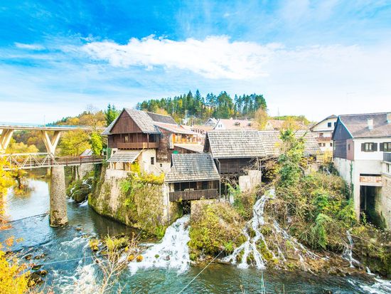 Croatia_Plitvice_shutterstock_757786069