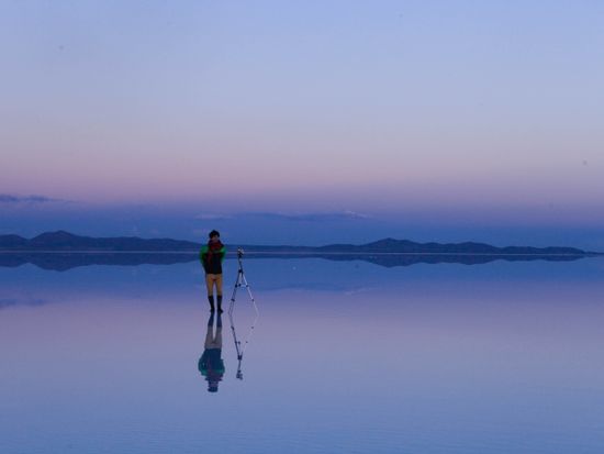 ウユニ雨季-朝日-3