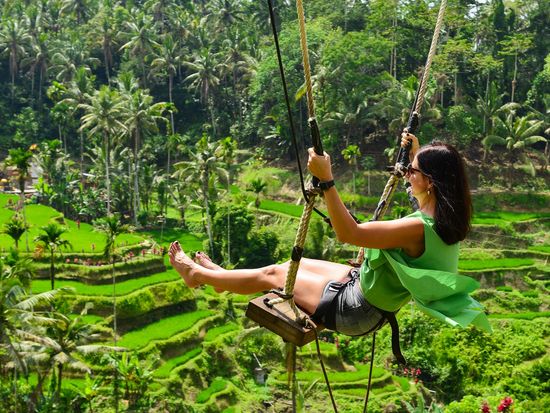 Indonesia_Ubud_Swing_shutterstock_1305028906