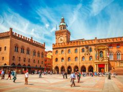 Italy_Bologna_shutterstock_487645165