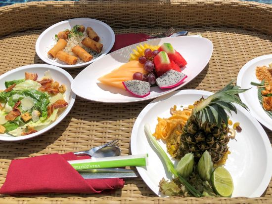 隠れ家リゾートのフローティングランチ　フォトジェニックツアー付きプランあり＜ホテル送迎付／英語ドライバー／貸切＞