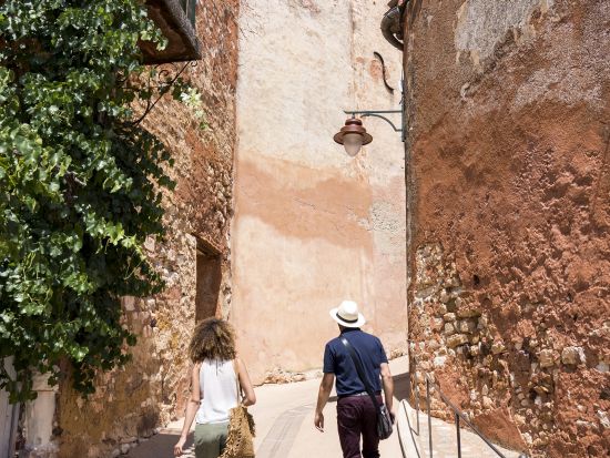 南仏プロヴァンス 1日観光ツアー　世界遺産ポンデュガール＋レ・ボー・ドゥ・プロヴァンス＋ゴルドなど＜英語ドライバーガイド／アヴィニョン発＞