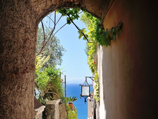 Italy_Positano_shutterstock_754510315