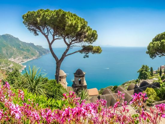 世界遺産アマルフィ＆高台の町ラヴェッロ　日帰り観光ツアー ＜貸切／ナポリ発＞by Max Harvest