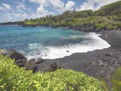 hawaii_maui_road to hana waianapanapa park