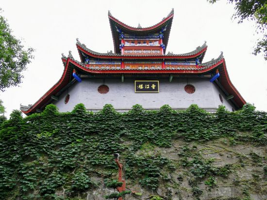 三国志ゆかりの地、漢中をめぐる1日ツアー☆古漢台＋勉県武候祠＋武候墓＋虎頭橋遺跡＋馬超墓などを訪問＜貸切／漢中の地元料理／往復新幹線利用／日本語ガイド／西安発＞