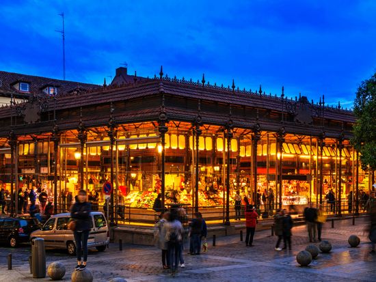 SPAIN_Madrid_Mercado San Miguel _shutterstock_535823011