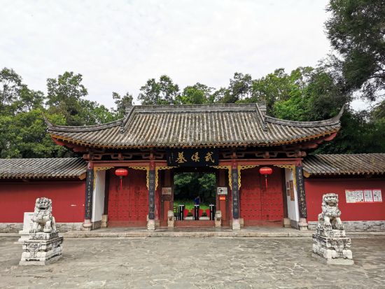 【6泊7日三国志ツアー】成都＋広元＋漢中＋宝鶏＋西安、三国志の史跡をめぐります☆＜貸切／食事付／日本語ガイド／成都発西安着＞