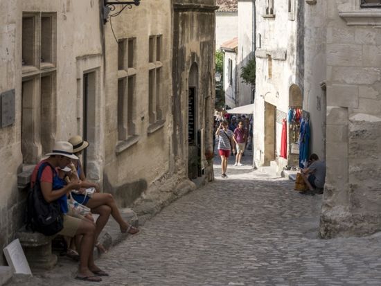 プロヴァンス半日観光ツアー　ゴルド＆ルシヨン　リュベロン地方の村巡り＜英語／アヴィニョン発＞