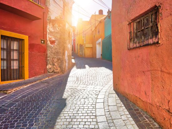 【魔法の町】サン・ミゲル・デ・アジェンデ＆グアナファト＆ケレタロ1泊2日観光ツアー！グアナファトでは日本語ガイド選択可＜混載／英語ドライバー／メキシコシティ発＞