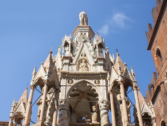 Italy_Verona_Scala_Family_Tomb_shutterstock
