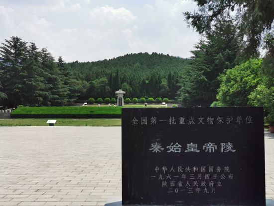 西安市内＆郊外 貸切観光チャーター　選べるベテランガイド ＜貸切／9時間～／日本語ガイド／西安発＞