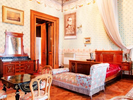 イスタンブール半日観光ツアー　ボスポラス大橋＆ドルマバフチェ宮殿＆チャルムジャの丘 ＜午後発／英語ガイド／イスタンブール発＞