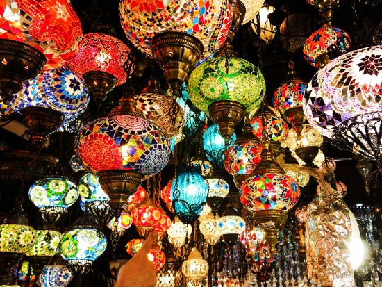 イスタンブール旧市街　1日観光ツアー　世界遺産アヤソフィア＆トプカプ宮殿などの名所を巡る王道コース ＜昼食付き／英語ガイド／イスタンブール発＞