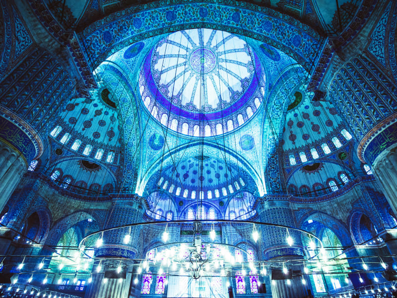 Turkey_Istanbul_Blue_Mosque_shutterstock_185429441