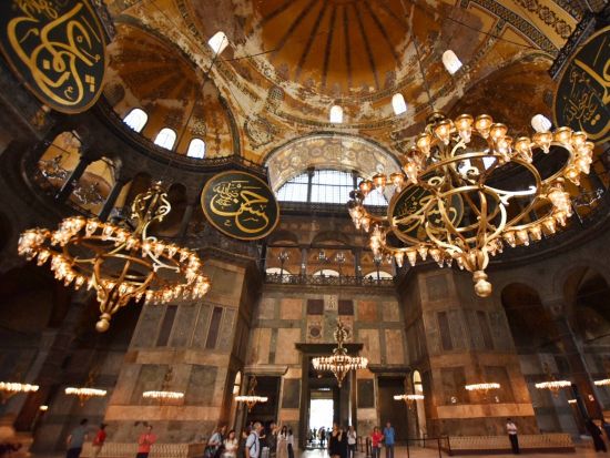 【トランジット専用】乗継時間を利用！イスタンブール 1日観光ツアー＜貸切／空港送迎付／日本語／イスタンブール発＞