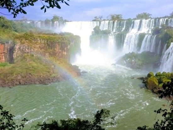 アルゼンチン側から望むイグアスの滝 貸切ツアー！ジャングル&ボートアドベンチャー付き＜貸切／日本語ガイド／フォス・ド・イグアスまたはプエルト・イグアス発＞