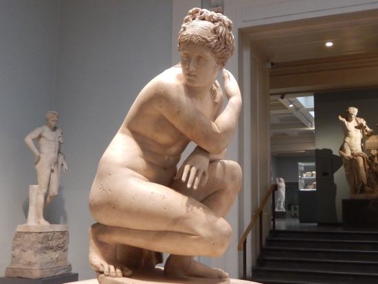 大英博物館の元学芸員を指名可能！ロンドン2大博物館「大英博物館」＆「ナショナル・ギャラリー」 ＜貸切／終日／日本語ガイド＞ by アートローグ