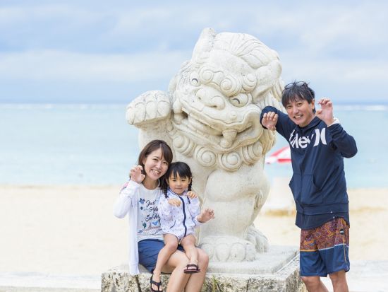 ビッグマーブル 万座毛エリアの海で楽しむ！3歳から参加OK！＜グリーンフィンズ認定店／恩納村＞by 恩納海浜公園ナビービーチ