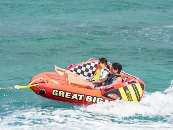 ビッグマーブル 万座毛エリアの海で楽しむ！3歳から参加OK！＜グリーンフィンズ認定店／恩納村＞by 恩納海浜公園ナビービーチ