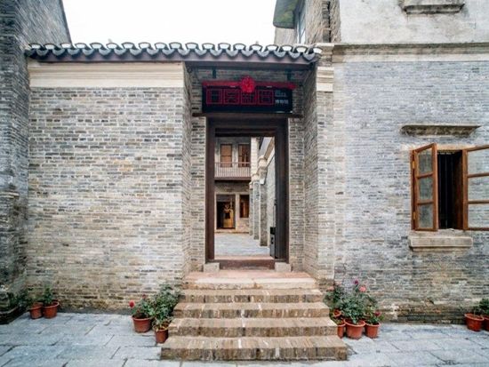 南寧市内 1日観光貸切ツアー 青秀山・広西民族博物館・東盟商務区・南湖公園＜専用車／英語ガイド＞