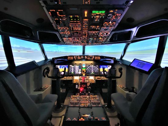 フライトシミュレーター 憧れのパイロット体験 ボーイング機コース ＜15分～90分／羽田空港第1ターミナル＞