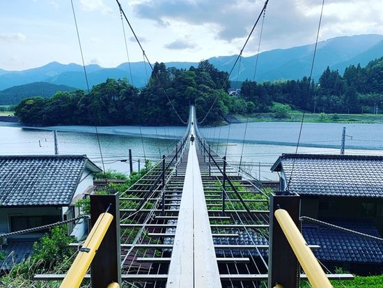 36992322-D0A3-4136-8696-C9CDF2DE1F40