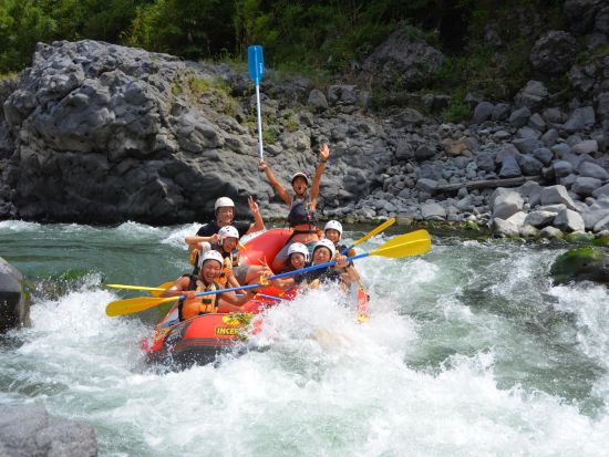ラフティング体験　富士山の麓・富士川で大自然を満喫＜午前・午後／送迎付／富士宮＞
