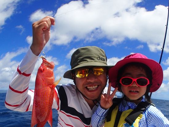 パナリ島 フィッシング＆シュノーケリングツアー＜島内指定ホテル送迎可／石垣島発＞by フージーマリンサービス