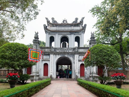 【乗り継ぎの方専用】ハノイ　貸切観光チャーター ＜4～8時間／最大29名／日本語ガイド／ノイバイ国際空港発着＞