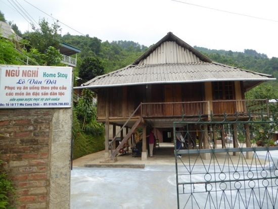  ムーカンチャイ1泊2日ツアー　ベトナムで最も美しい棚田見学＆少数民族の村を訪問 ＜食事付き／日本語ガイド／ハノイ発＞