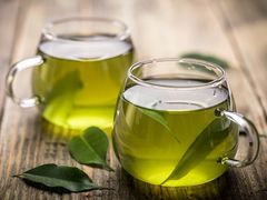 Fresh green tea_shutterstock_265400270