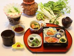 朝食