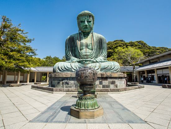 Kanagawa_Kamakura_buddha_shutterstock_598723943