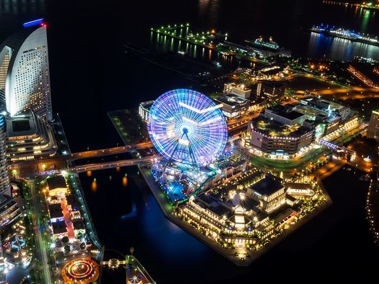 Japan_Kanagawa_Yokohama_Minatomirai_Cityscape_shutterstock_1027232311