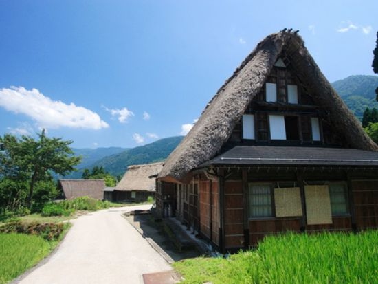 五箇山 菅沼合掌造り集落ウォーク　五箇山御膳の昼食付き＜午前／五箇山＞