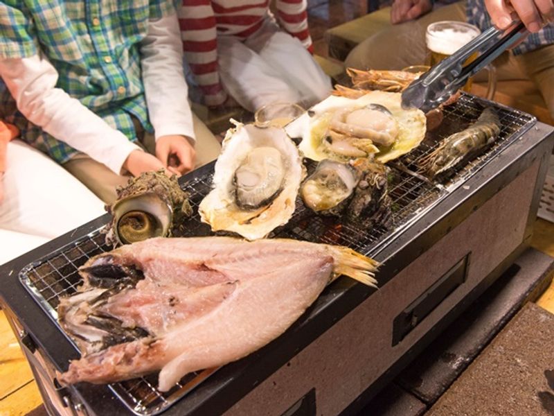 八食センター内七厘村