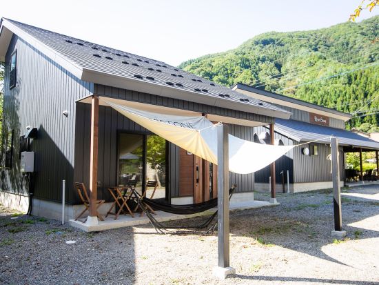 グランピングコテージ1泊2日　水上キャンプ場リバーストーン　バギーorカヌーor山菜狩り付きプラン有＜BBQディナー＆朝食付／温泉割引券付き／みなかみ＞