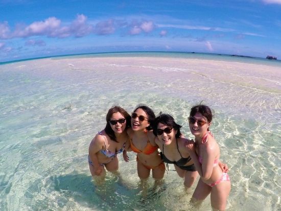 幻の島上陸＋美ら海シュノーケリングツアー ★最新のGoPro無料レンタル　ドローン空撮付プランもあり♪＜当日予約可／半日／市街地送迎／石垣島発＞