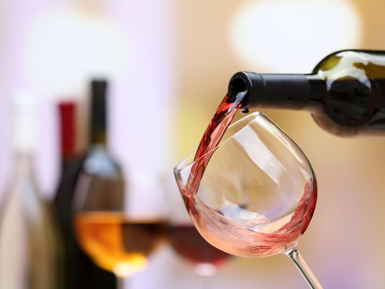 wine_tasting_shutterstock_216115666 (3)