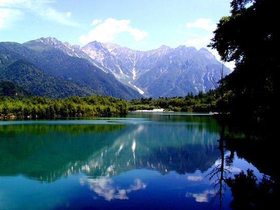 【毎日催行】松本発上高地ハイキング日帰りツアー 自由に散策 最大3時間のフリータイムで上高地の絶景＜4月～11月上旬／松本以外も選べる 安曇野・大町・白馬発着＞