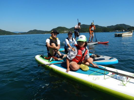 【愛犬連れOK】SUP (スタンドアップパドル) 体験　初心者でも安心！ウチノ海やスクノ海など鳴門海峡周辺で海上散歩＜2・3時間／鳴門市＞by Horizon